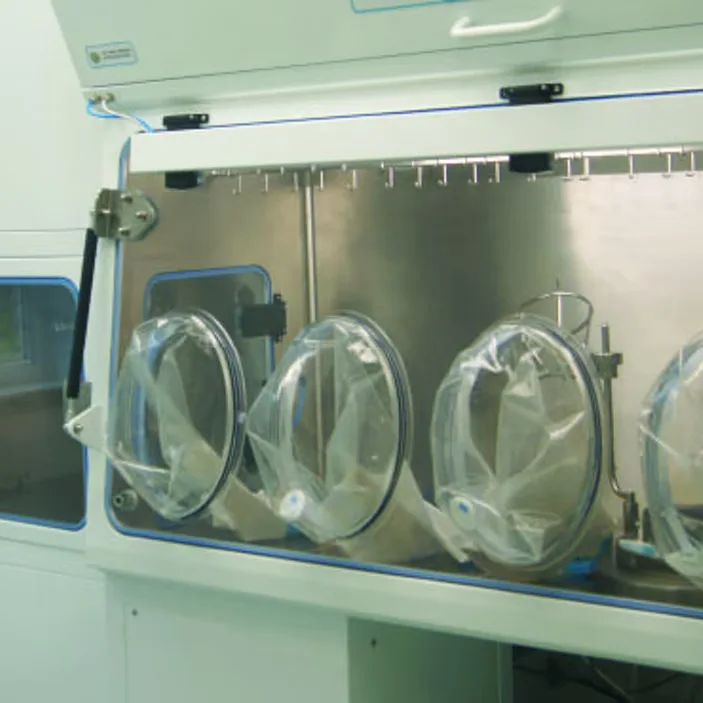 sterility-isolator